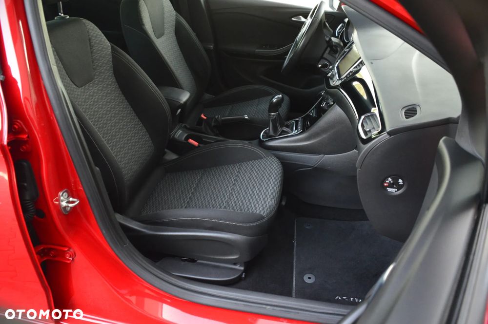 Opel Astra 1.6 Turbo Start/Stop Innovation - 18