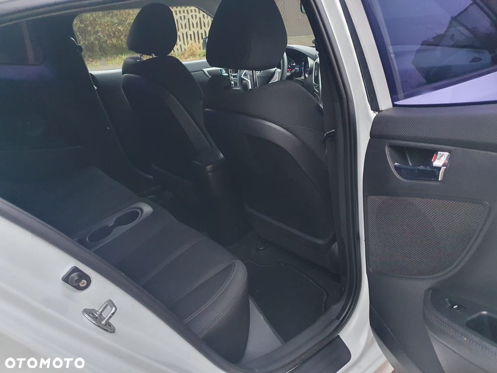 Hyundai Veloster 1.6 blue Style - 17