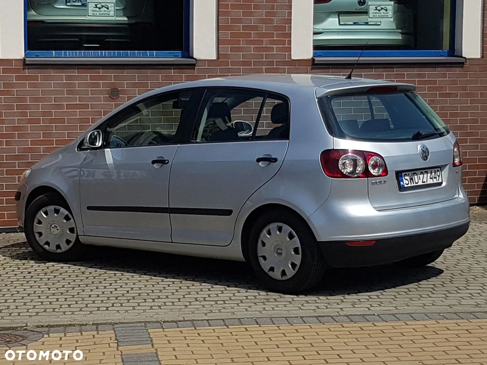 Volkswagen Golf Plus 1.6 Comfortline Tiptr - 19