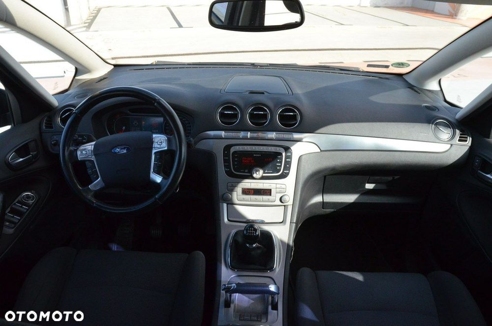 Ford S-Max 2.2 TDCi DPF Titanium - 24