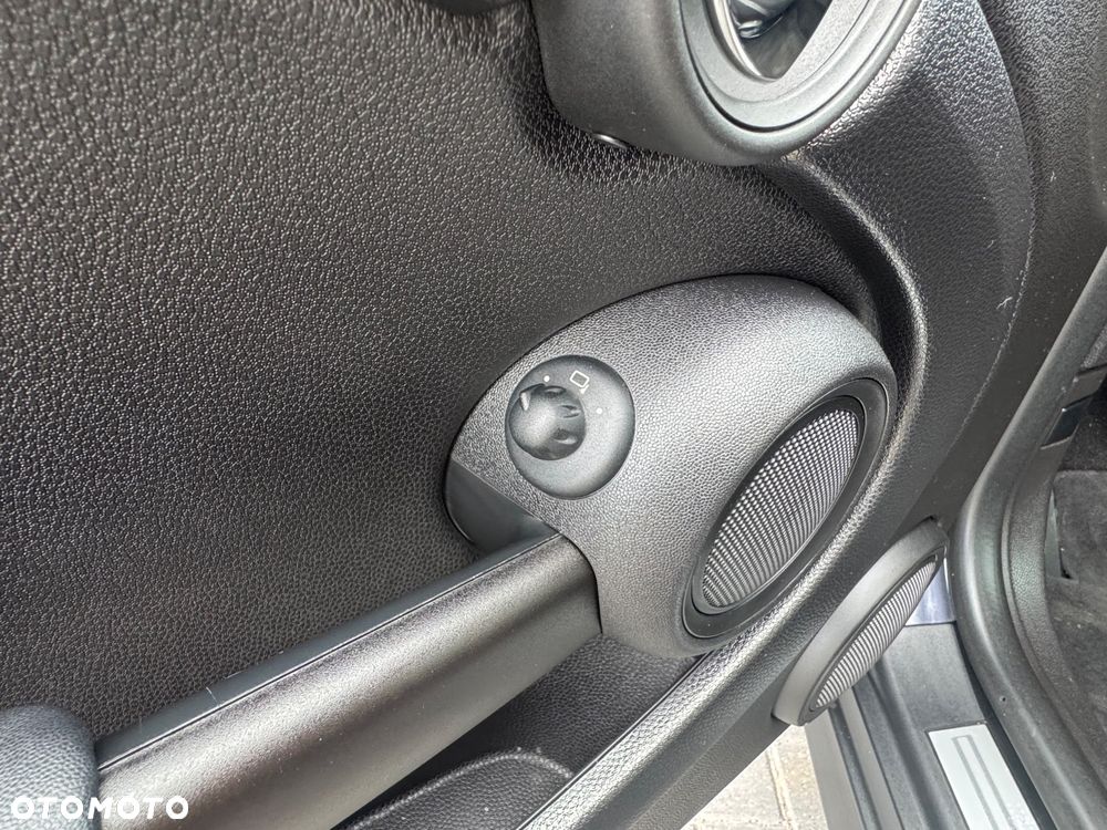 MINI ONE Standard - 12