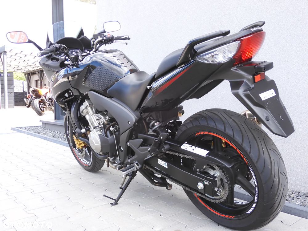 Honda CBF - 30