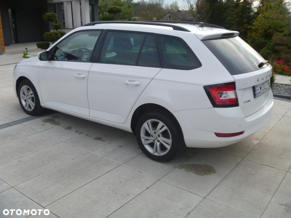 Skoda Fabia 1.0 TSI Ambition - 9