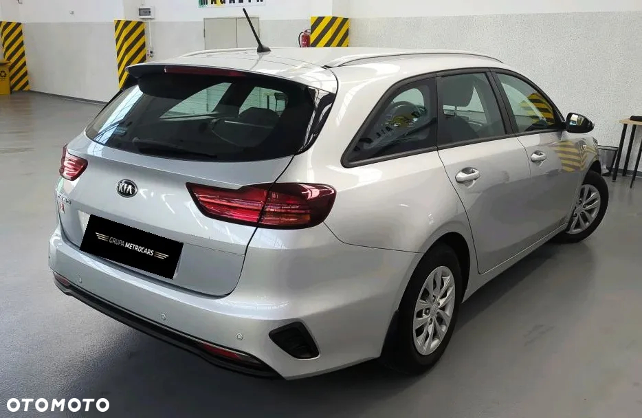 Kia Ceed 1.6 CRDi SCR M - 5