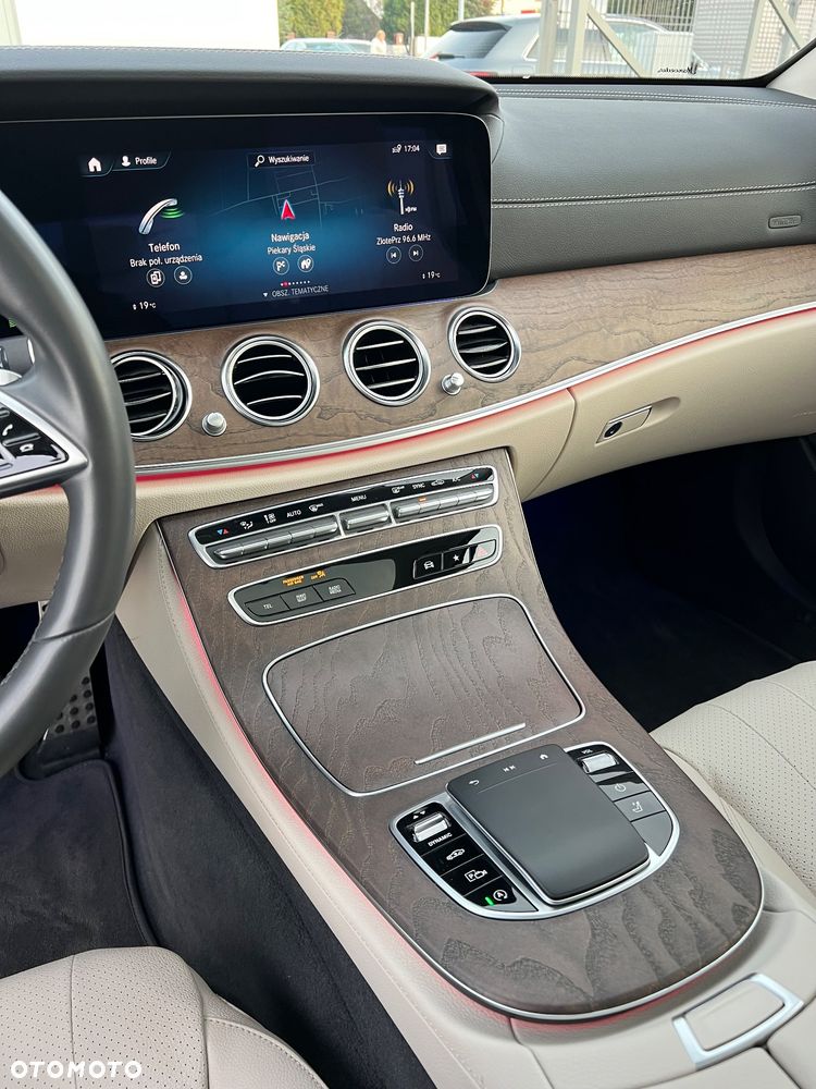 Mercedes-Benz Klasa E 450 4-Matic All-Terrain Exclusive - 13