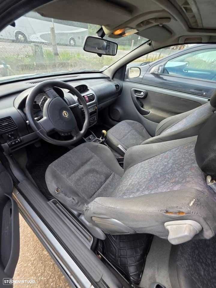Opel Corsa 1.2 16V Sport - 4