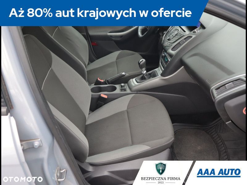 Ford Focus - 10