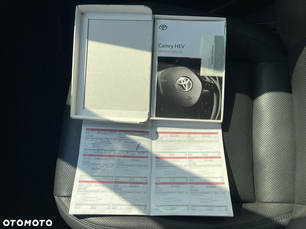Toyota Camry 2.5 Hybrid Dynamic Force Executive e-CVT - 18