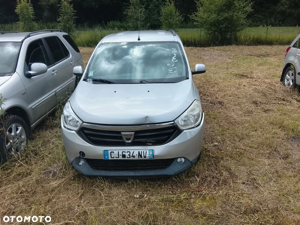 Dacia Sandero - 38