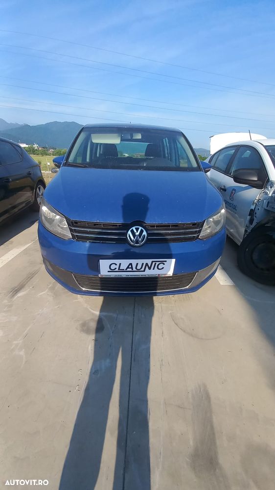 Dezmembram VW Touran 1.6 TDI CAYC cod cutie MPL - 1