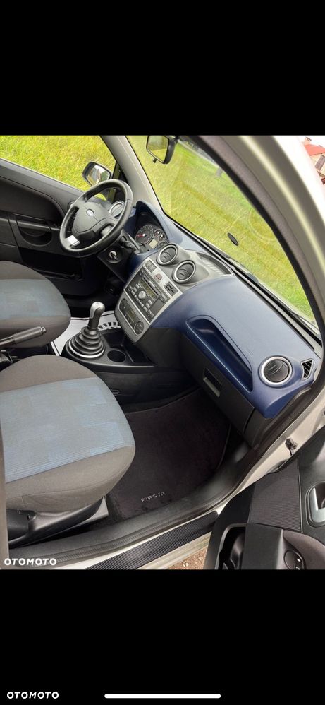 Ford Fiesta 1.3 Style - 10