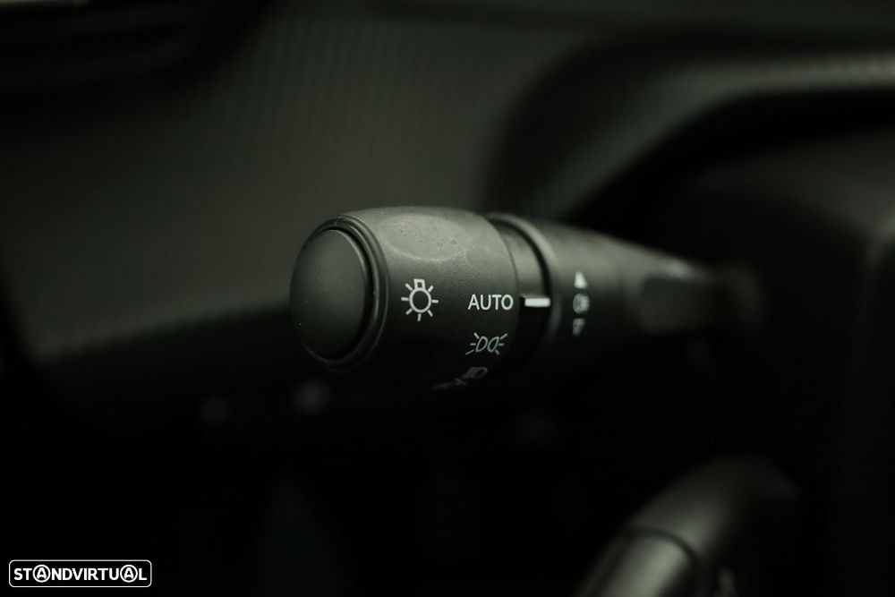 Peugeot 208 1.2 PureTech Active - 17