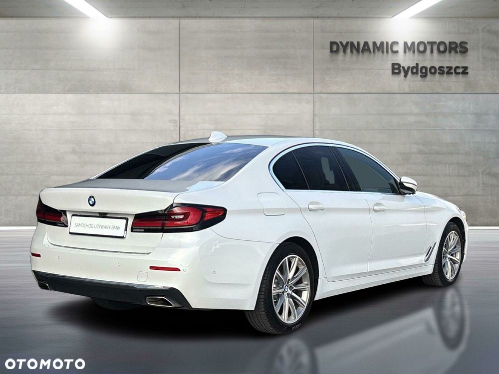 BMW Seria 5 518d Luxury Line - 5
