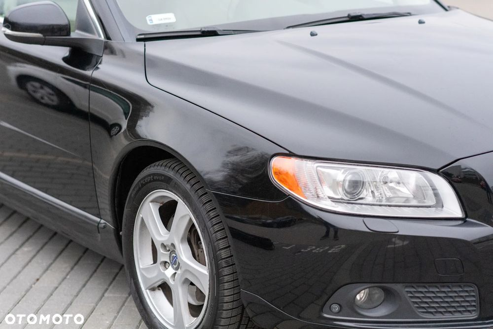 Volvo V70 D3 Summum - 4