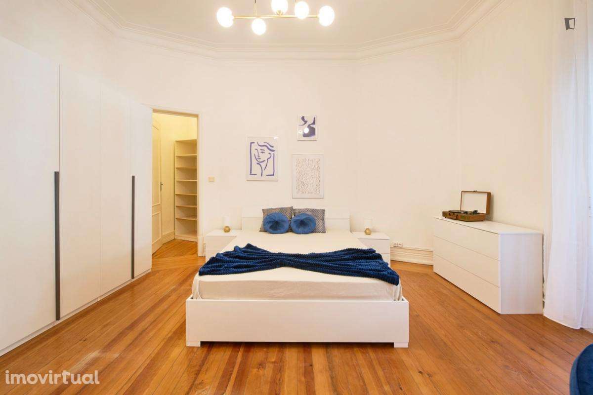 Quarto - localizado em Rato Lisbon - Grande imagem: 3/35