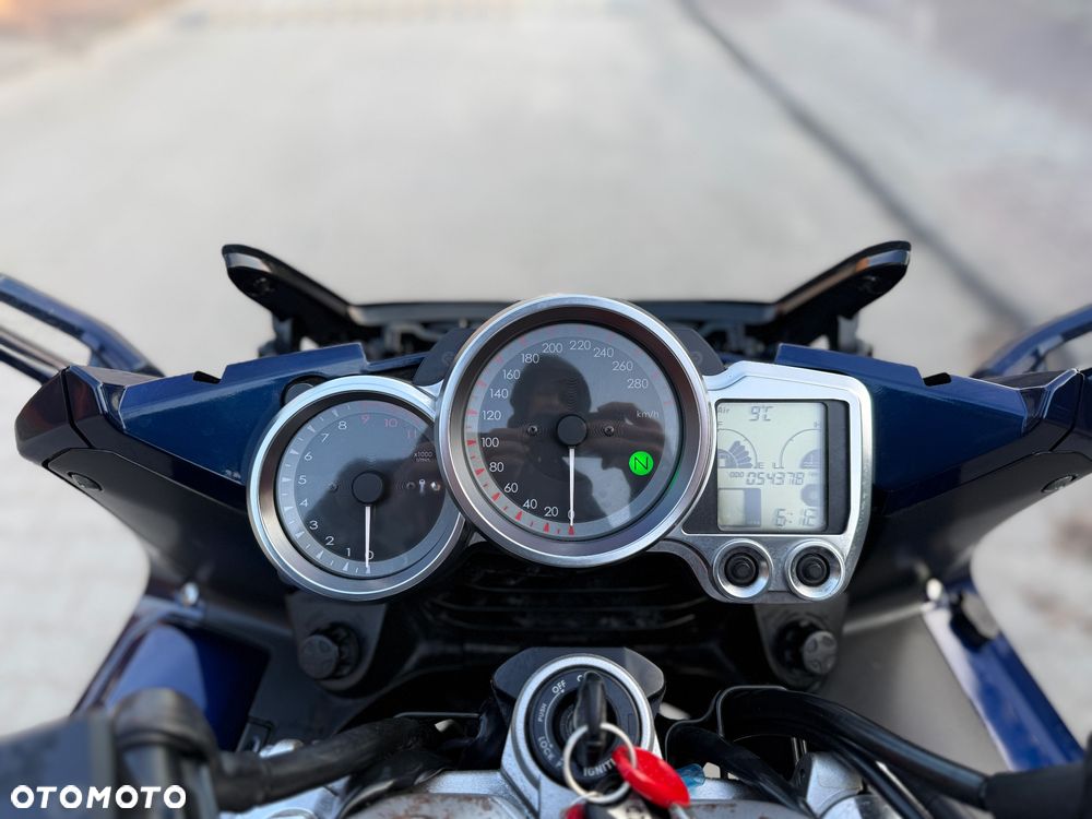 Yamaha FJR - 25