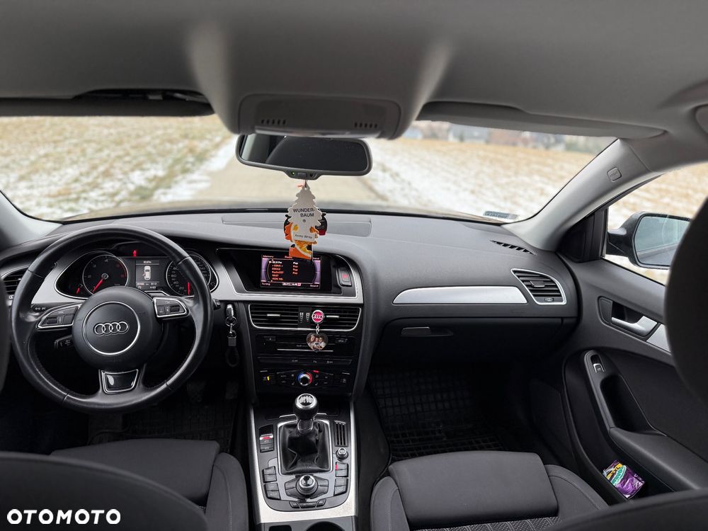 Audi A4 Avant 2.0 TDI Limited Edition - 14