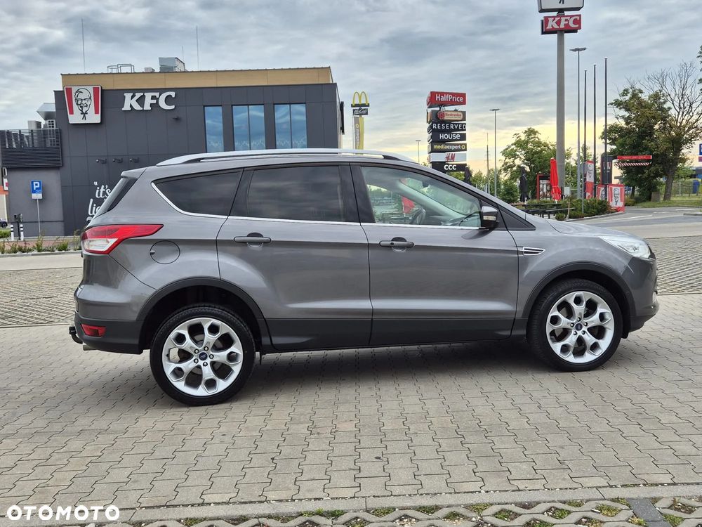 Ford Kuga 2.0 TDCi 4x4 Titanium - 6