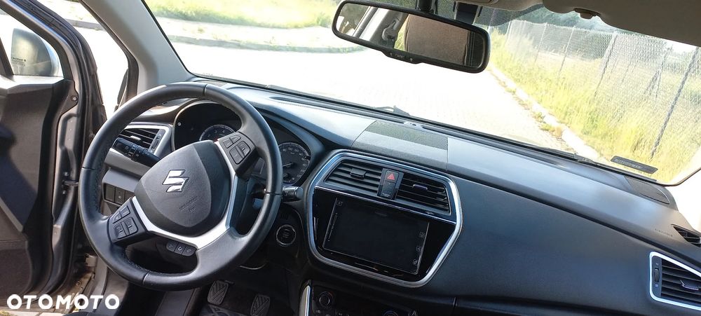 Suzuki SX4 S-Cross - 14