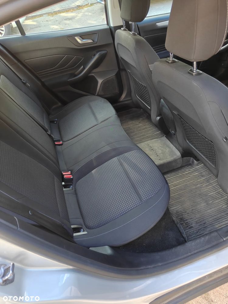 Ford Focus 1.0 EcoBoost Connected - 10