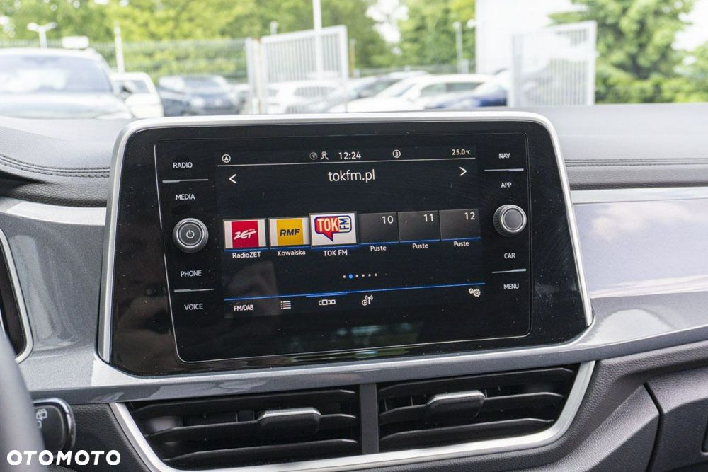 Volkswagen T-Roc - 24