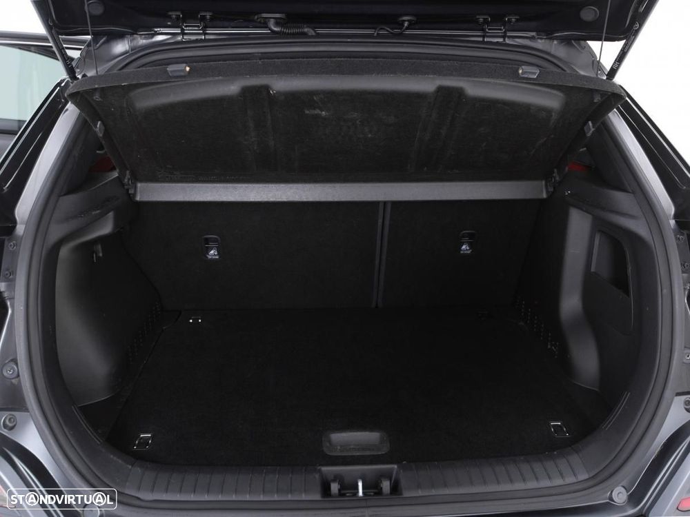 Hyundai Kauai - 12