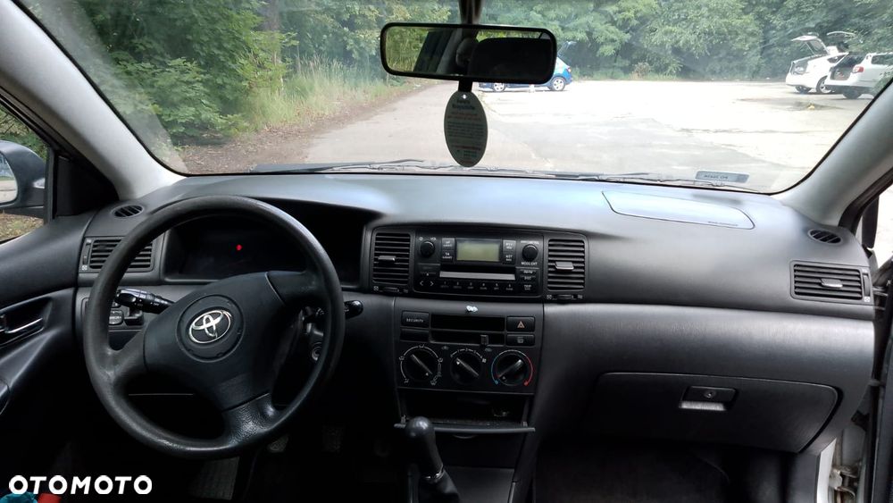 Toyota Corolla 1.4 VVT-i Base - 5