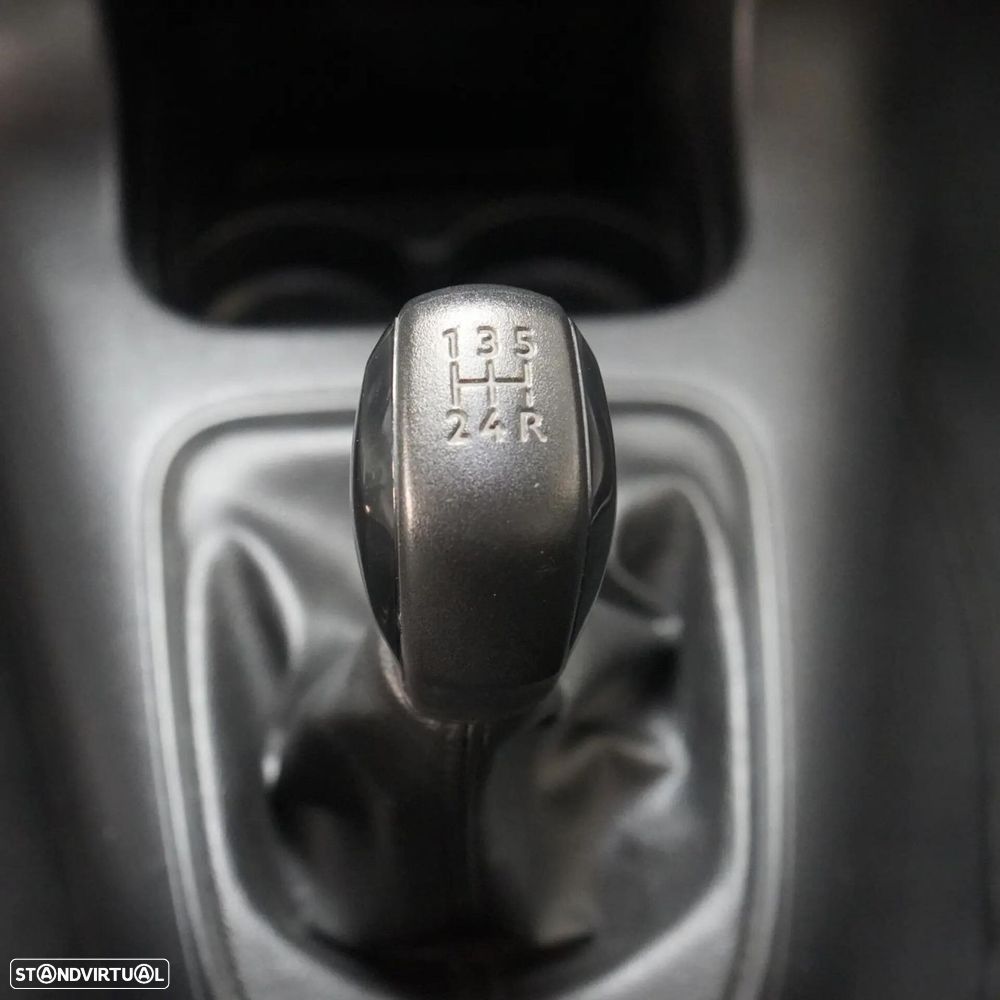 Citroën C3 1.2 PureTech Feel - 20