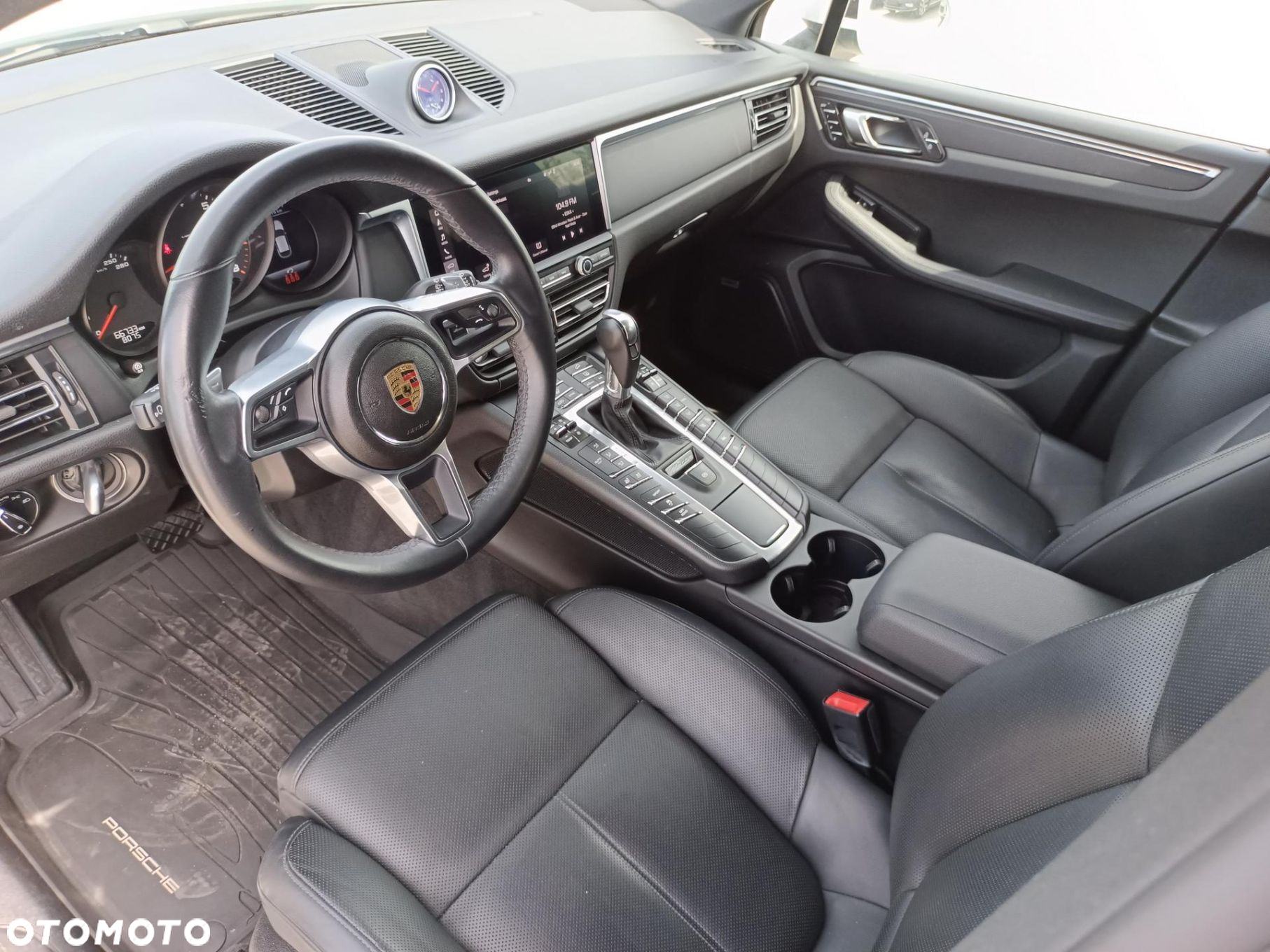 Porsche Macan Standard - 15