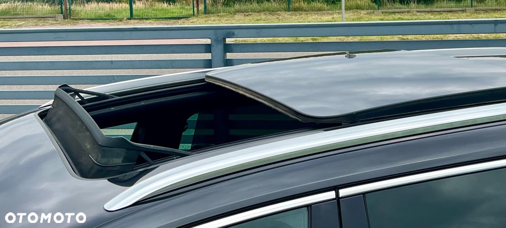 Volkswagen Passat 2.0 TDI SCR R-Line Plus DSG - 17