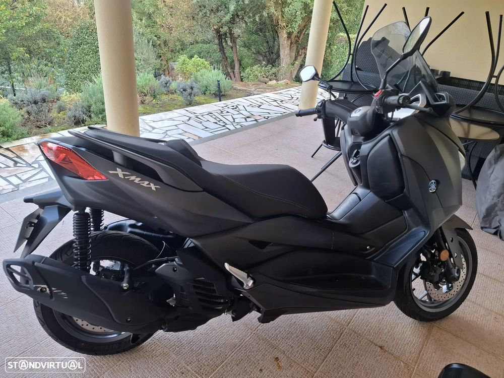 Yamaha X-Max - 6