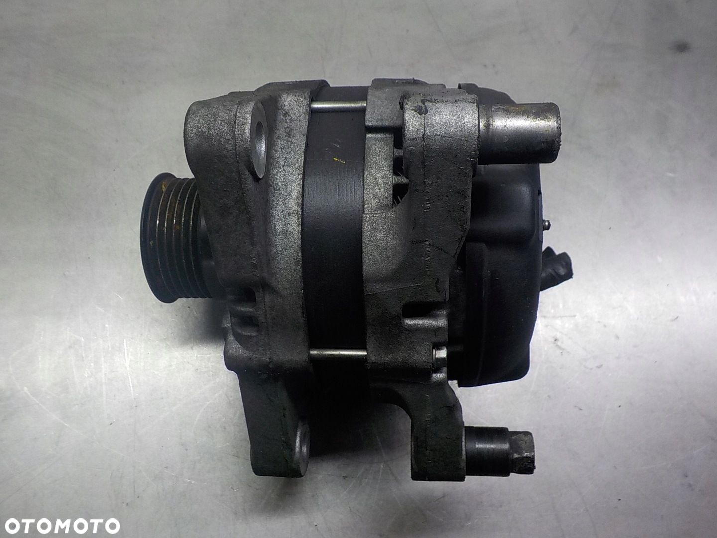 VOLVO C30 2.0 D ALTERNATOR 3M5T-10300-YE - 2