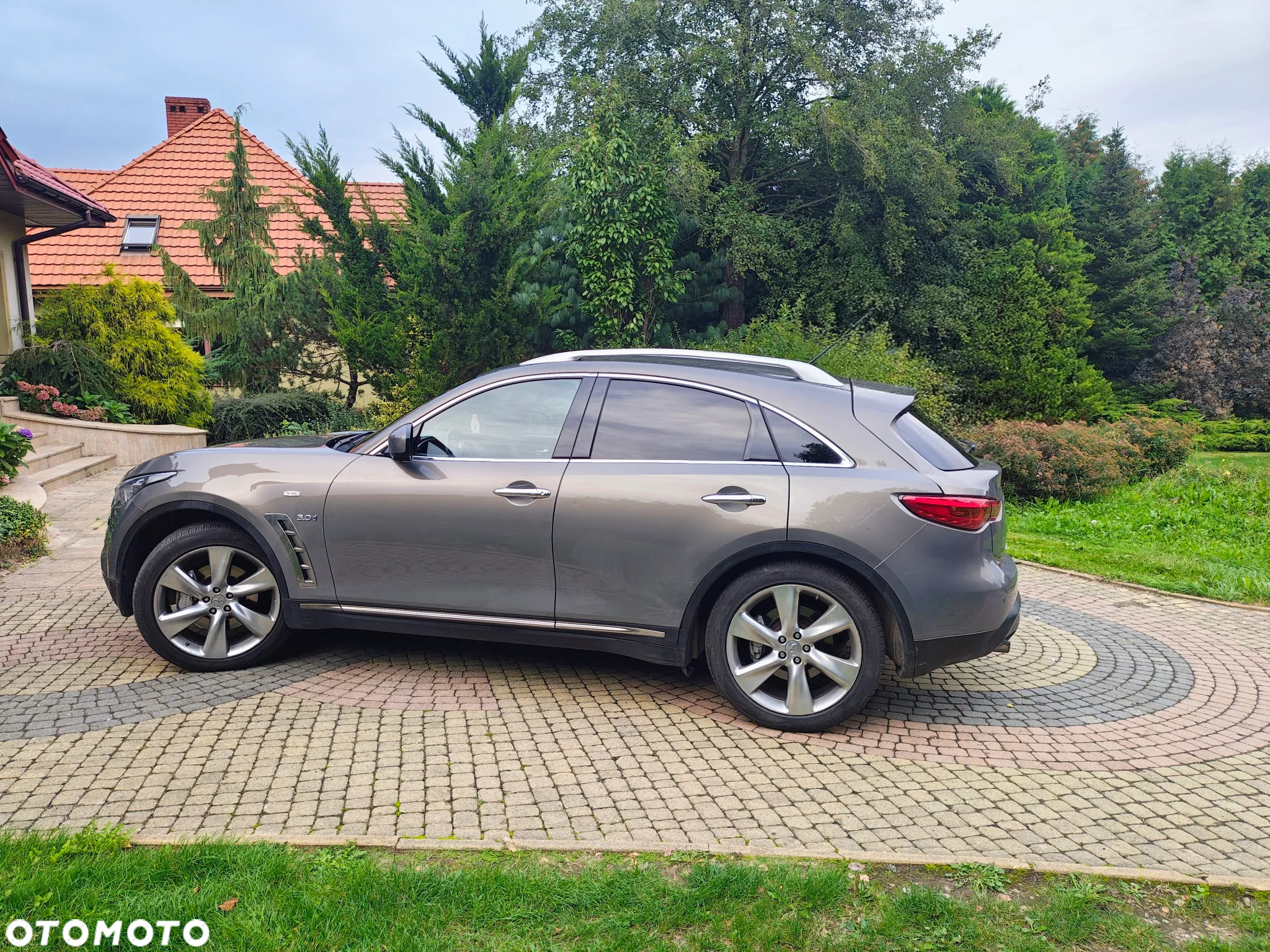 Infiniti QX70 3.0d S Premium - 3