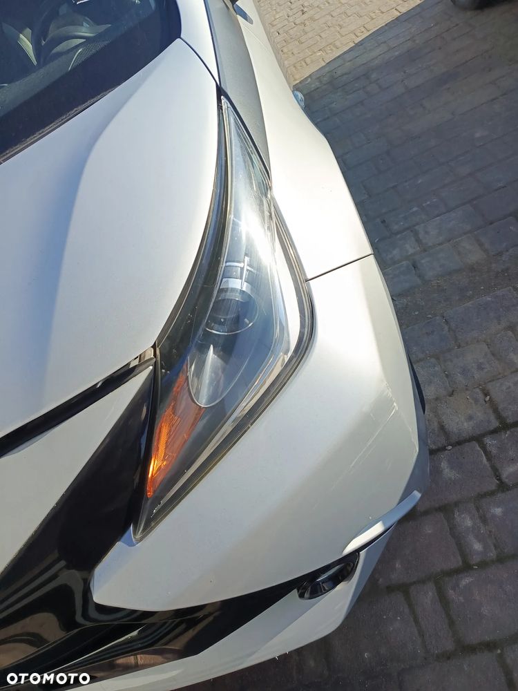 TOYOTA AYGO II 5D LAMPA LEWA PRZÓD PRZEDNIA EU LED