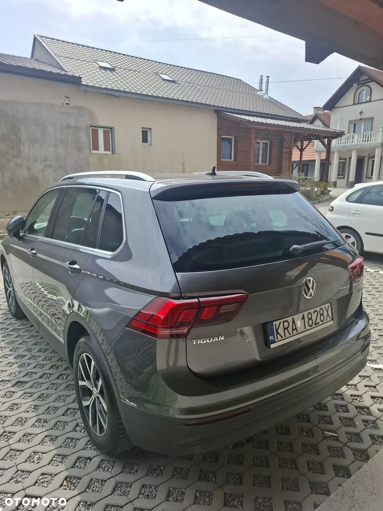 Volkswagen Tiguan - 4
