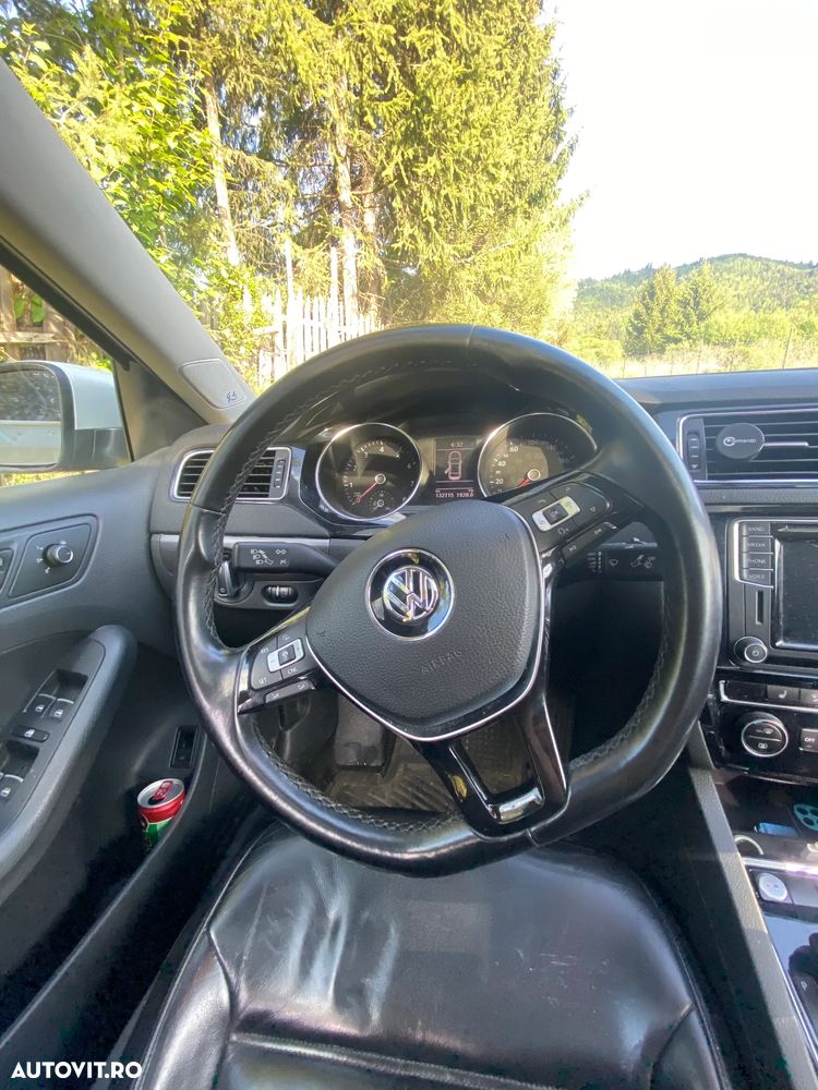 Volkswagen Jetta 1.4 TSI DSG Highline - 18