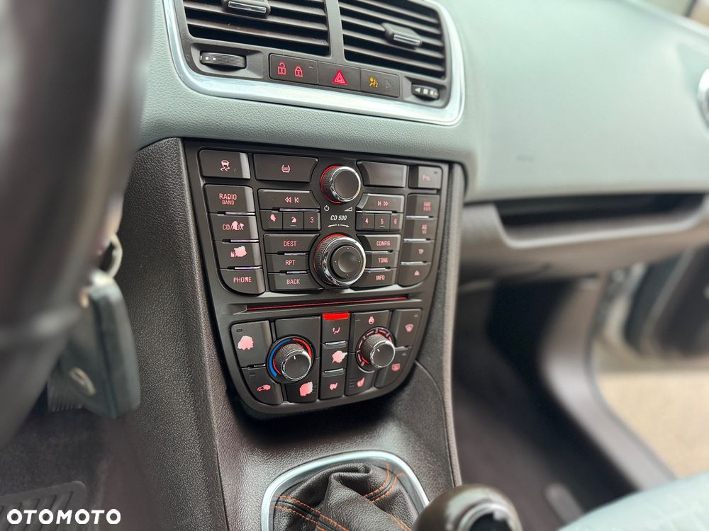 Opel Meriva 1.4 T Cosmo - 27