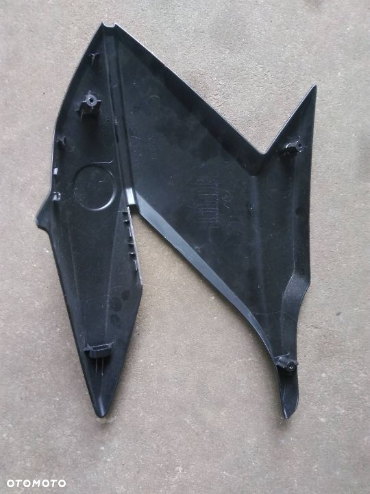 YZF125 2019 owiewka boczna licznika reflektora zadupek rączka pasażera - 11