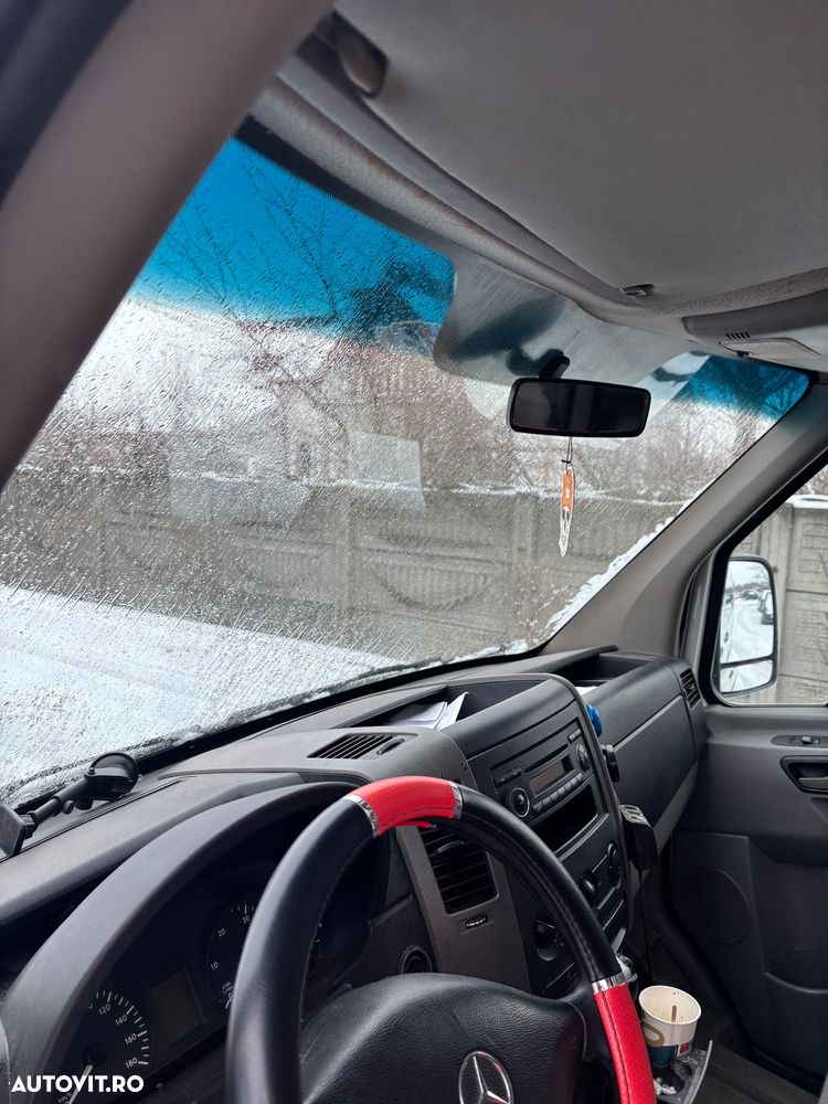 Mercedes-Benz Sprinter - 8