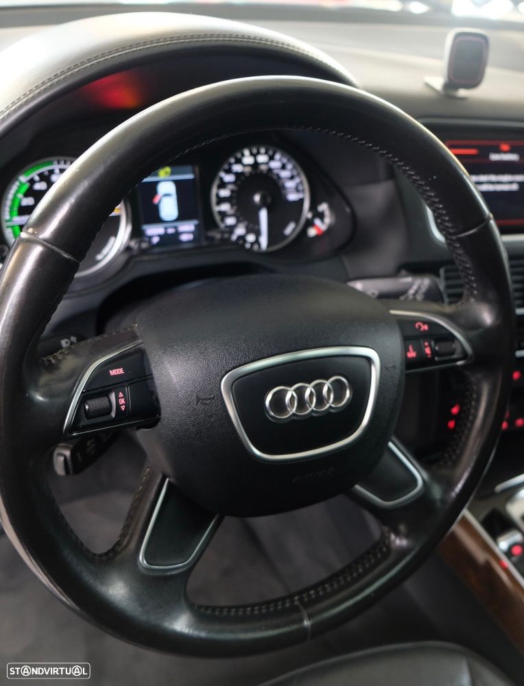 Audi Q5 Sportback - 14