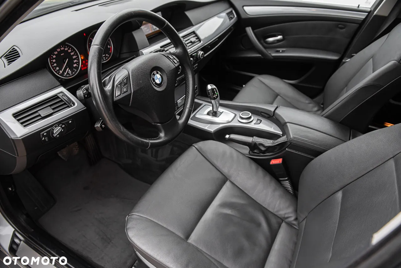 BMW Seria 5 530xd Edition Exclusive - 16