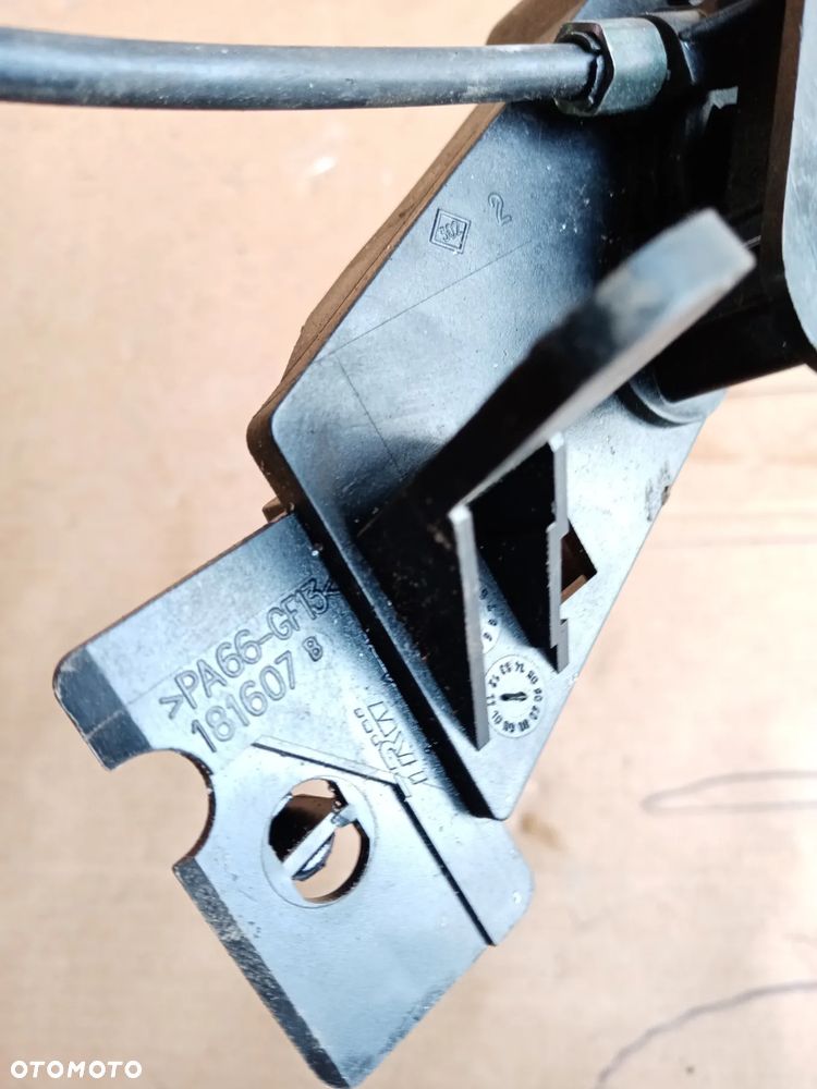 Klamka raczka dźwignia otwierania maski linka cięgno Renault Megane II 181607 - 3