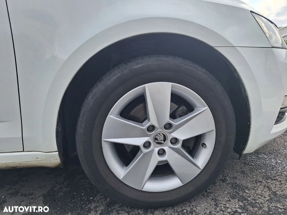 Skoda Octavia 1.0 TSI DSG Active - 22