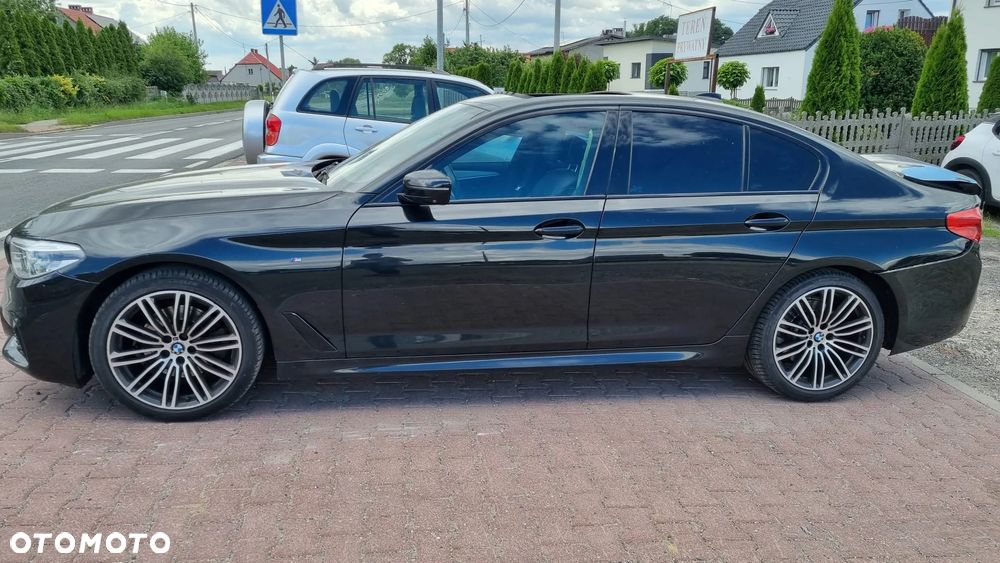 BMW Seria 5 520d xDrive M Sport Edition - 16