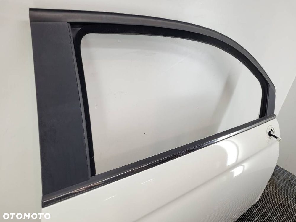 DRZWI PRZÓD PRAWE FIAT 500 312 3D ORYGINAŁ - 2