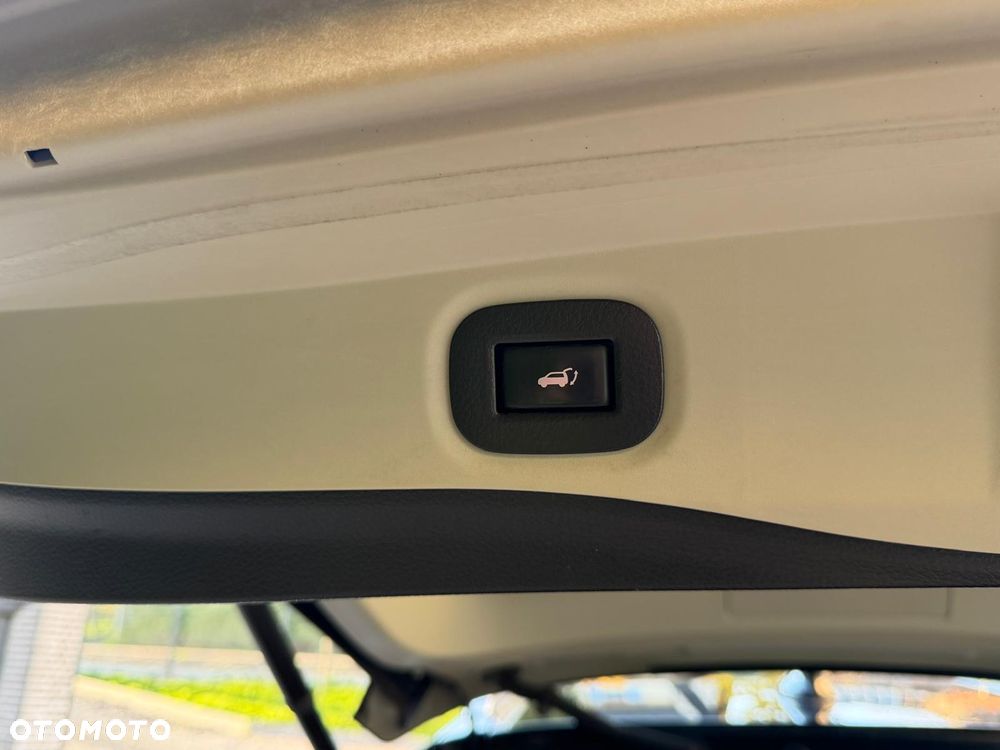 Nissan X-Trail 2.0 dCi Tekna 4WD Xtronic - 36