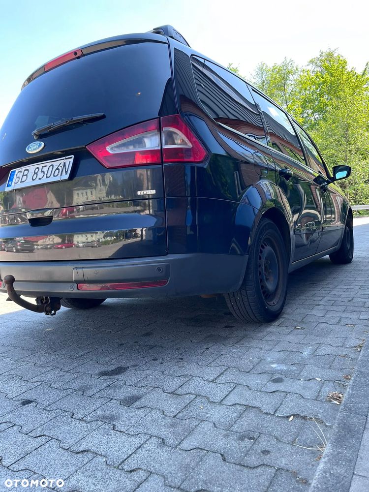 Ford Galaxy 2.0 TDCi Ghia - 12