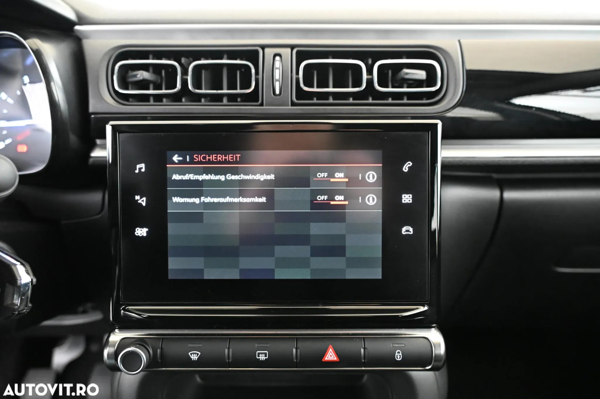 Citroën C3 Pure Tech 110 S&S SHINE - 16