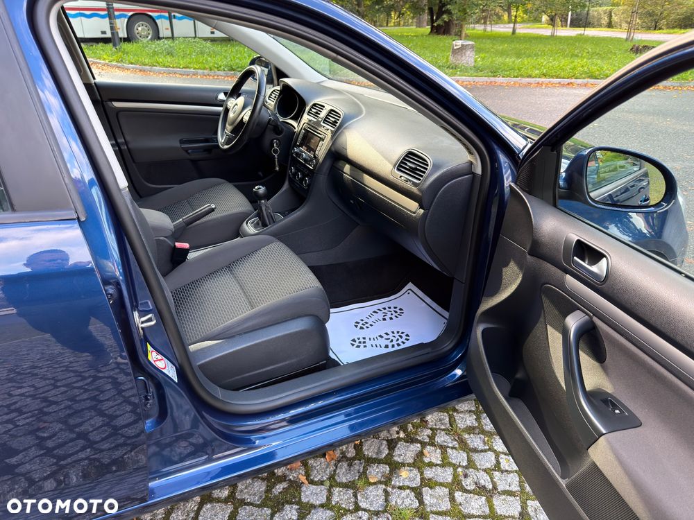 Volkswagen Golf - 15