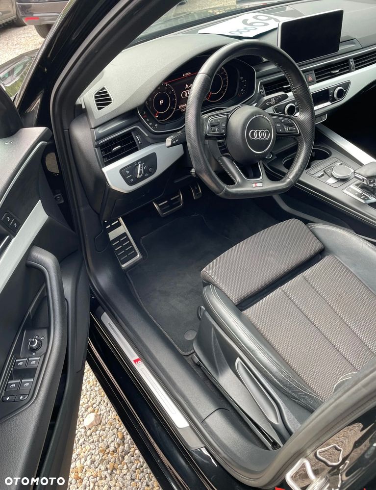 Audi A4 Limousine - 12